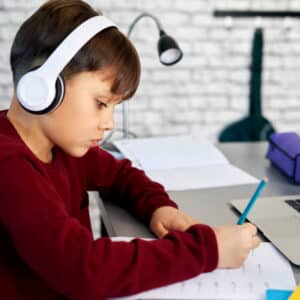 Student learning online